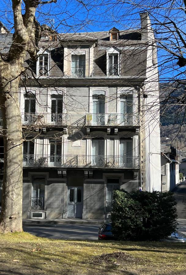 Fantastic Ground Floor Apartment Opposite Thermes Bagnères-de-Luchon Dış mekan fotoğraf