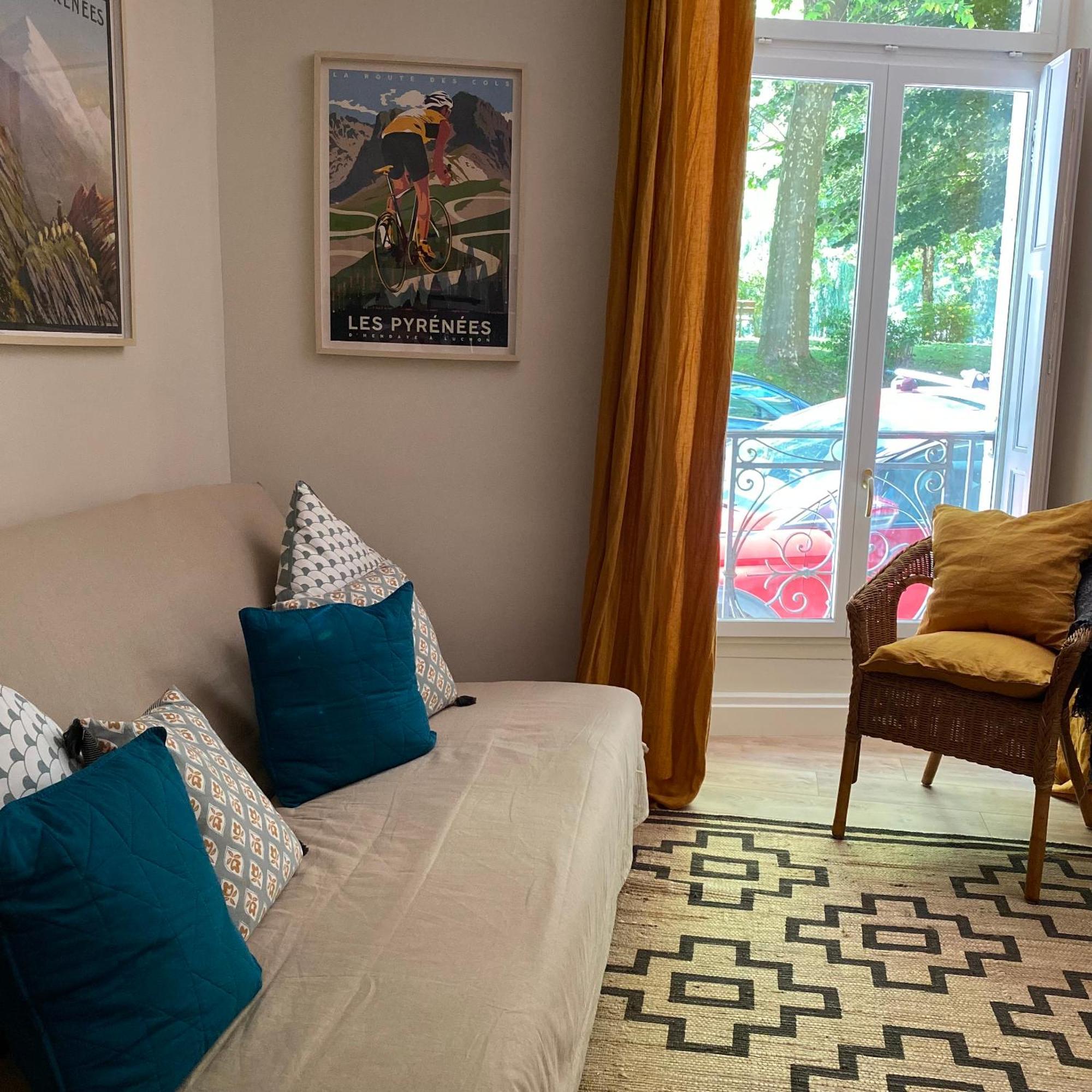 Fantastic Ground Floor Apartment Opposite Thermes Bagnères-de-Luchon Dış mekan fotoğraf